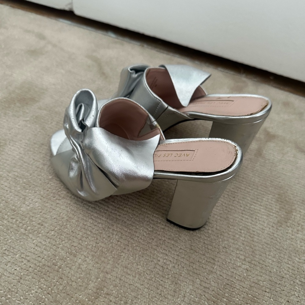 AVEC LES FILLES silver mules